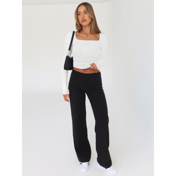 Trendy Queen Womens Long Sleeve Shirts 2024 Basic Crop Tops Fashion Slims Fitted Y2k Workout Clothes Square Neck Going Out Spring Outfits White - Image 7