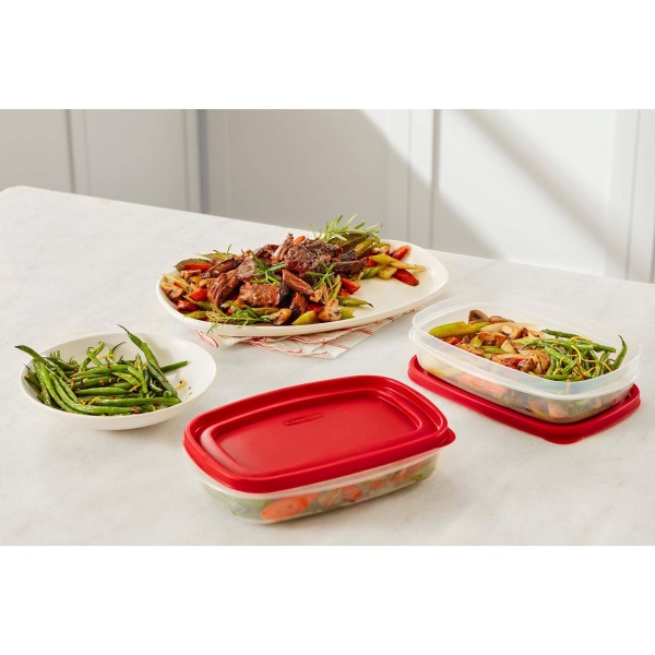 Rubbermaid EasyFindLids Meal Prep Containers, 5.5 Cup, Red - Image 2